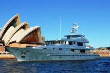 Motor Yacht PLATINUM